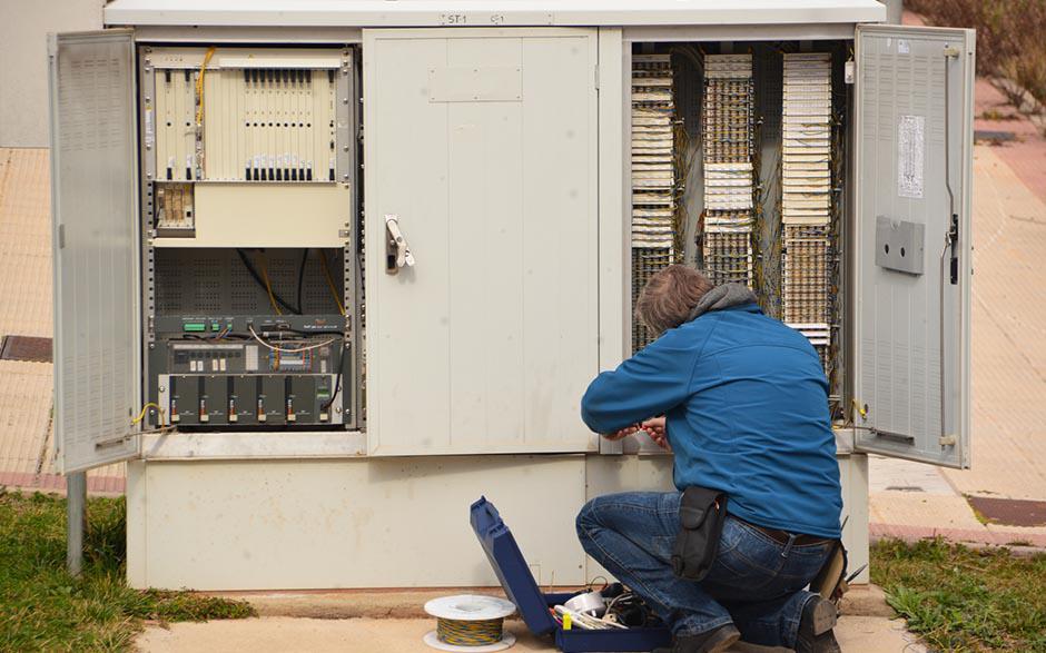 électricien de maintenance Limay